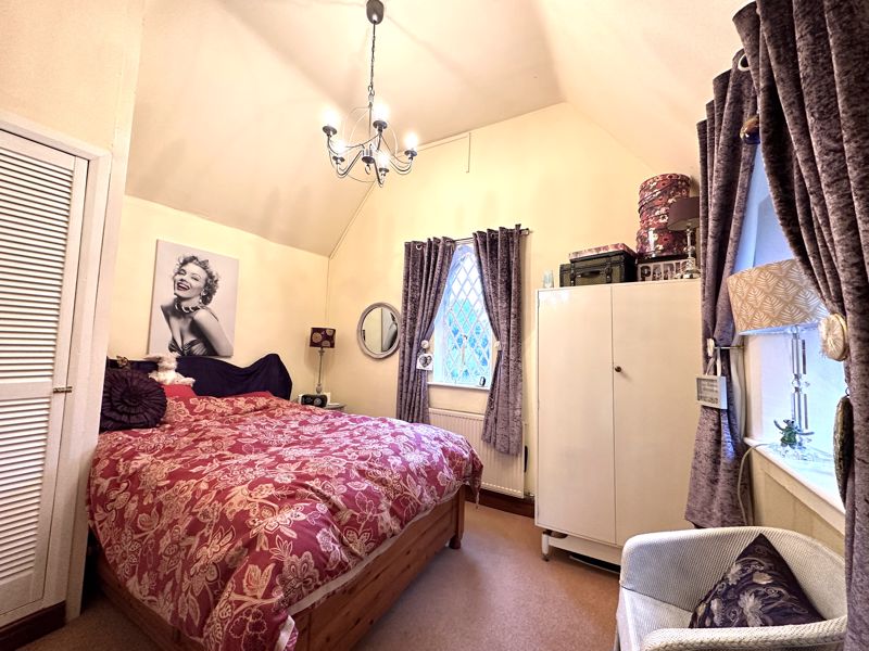 Bedroom 1- click for photo gallery